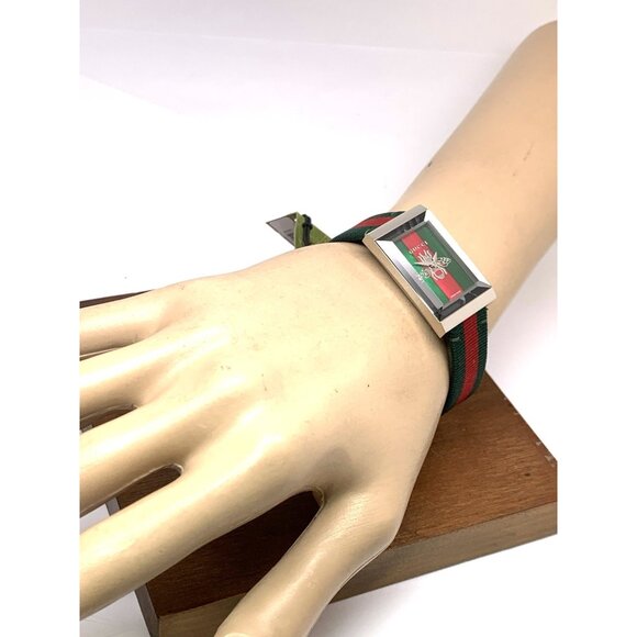 Gucci Women's Watch YA147408 G-Frame Green Red Dial Swiss Quartz Tank Nylon Band - Picture 5 of 15